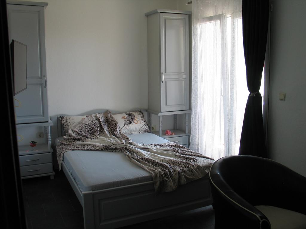 Guest House Dena Добра Вода Номер фото