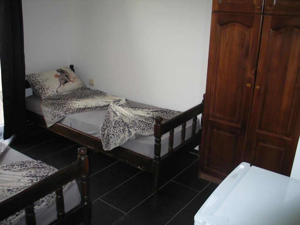 Guest House Dena Добра Вода Номер фото